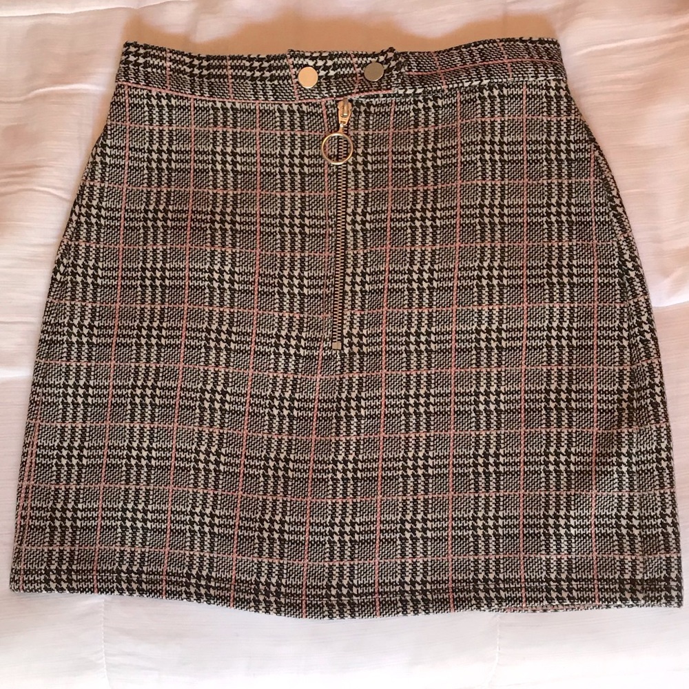 Topshop black plaid/gingham pattern skirt